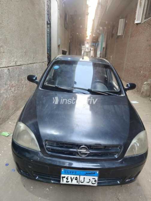 Opel Corsa 2005 Black Manual Used for Sale in El Gamaleya - 3