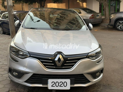 رينو ميجان 2020 فضي أوتوماتيك مستعملة للبيع في مصر الجديدة - 10
