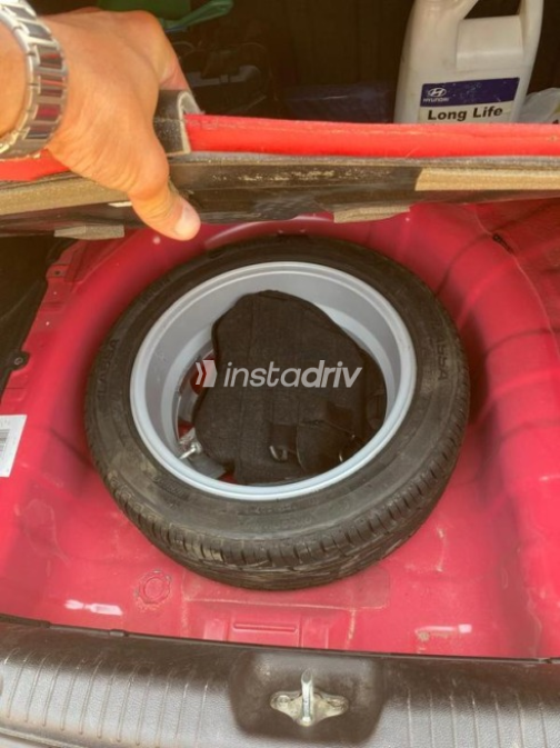 Hyundai Accent RB 2021 Red Automatic Used for Sale in Suez  - 4