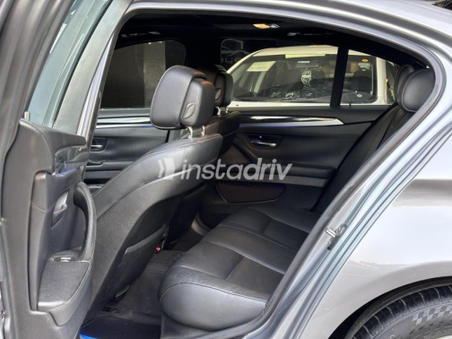 BMW 520 2012 Gray Automatic Used for Sale in Cairo - 2