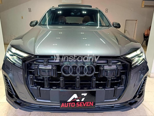 Audi Q7 2024 Gray Automatic Used for Sale in Heliopolis - 2