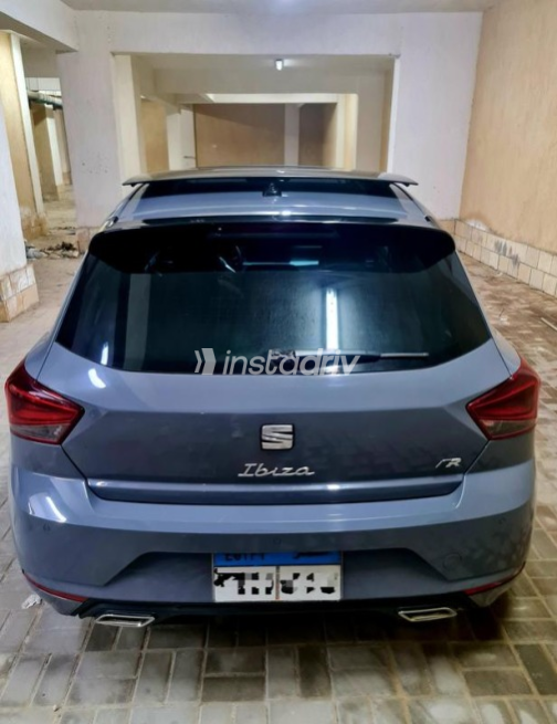 Seat Ibiza 2025 Gray Automatic Used for Sale in Sheikh Zayed City - 2