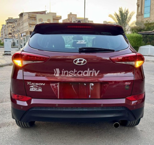 Hyundai Tucson GDI 2017 Dark Red Automatic Used for Sale in Damietta - 10