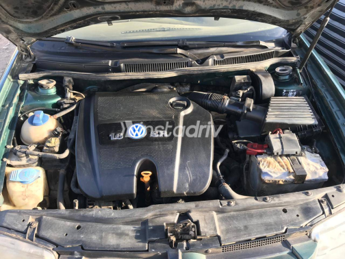 Volkswagen Bora 2003 Green Automatic Used for Sale in Greater Cairo ( Cairo + Giza) - 6