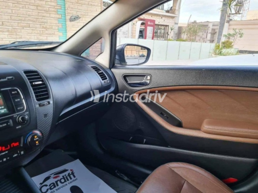 Kia Cerato 2015 Black Automatic Used for Sale in Nasr city - 7