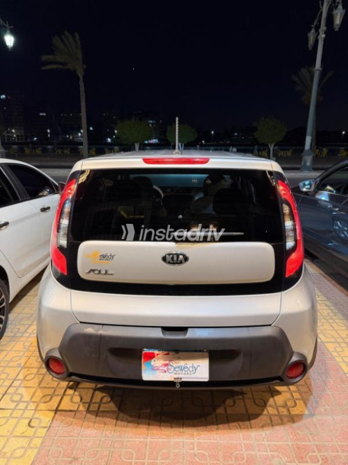 Kia Soul 2016 Silver Automatic Used for Sale in Damietta - 2