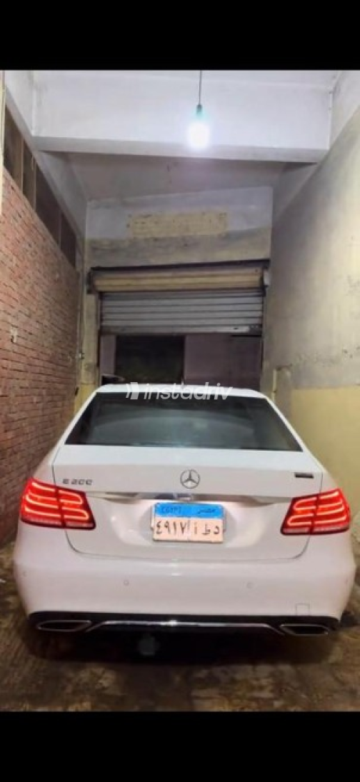 Mercedes E 200 2015 White Automatic Used for Sale in Gharbia - 5