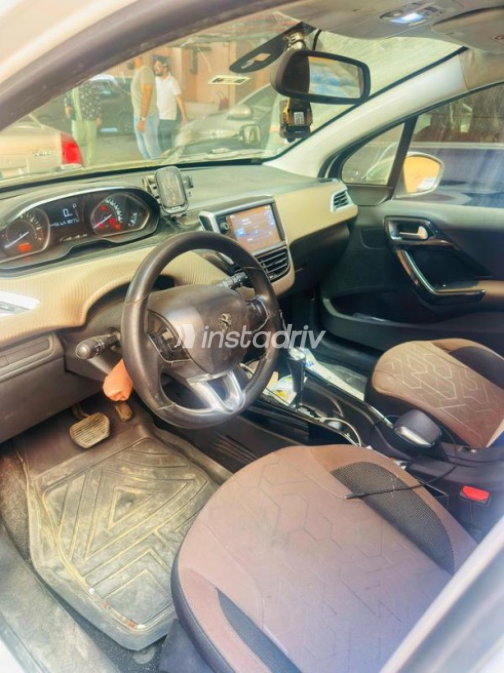 Peugeot 2008 2016 White Automatic Used for Sale in Giza - 6