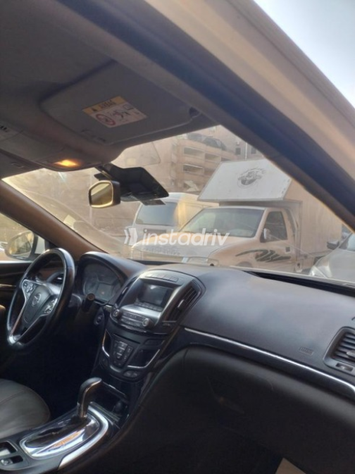 Opel Insignia 2015 White Automatic Used for Sale in Giza - 3
