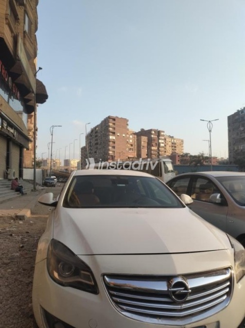 Opel Insignia 2015 White Automatic Used for Sale in Giza - 5