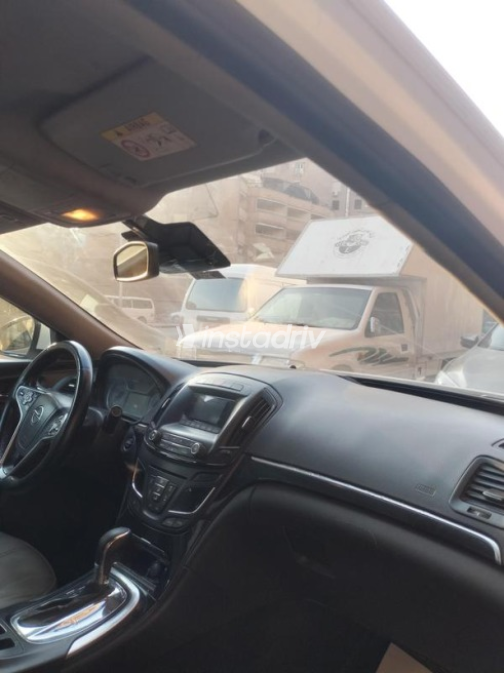 Opel Insignia 2015 White Automatic Used for Sale in Giza - 6