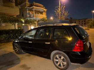 Peugeot 207 SW 2007 Eggplant Automatic Used for Sale in Al Shorouk