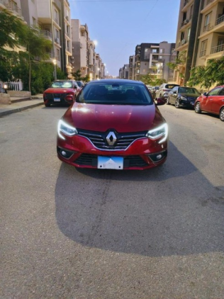 رينو ميجان 2021 أبيض أوتوماتيك مستعملة للبيع في القاهرة