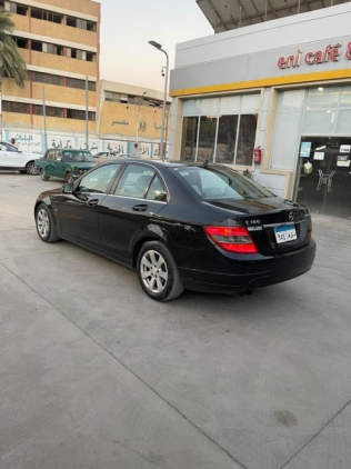 Mercedes C 180 2006 Black Automatic Used for Sale in Cairo