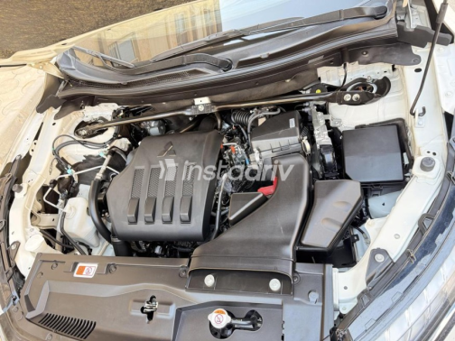 Mitsubishi Eclipse Cross 2024 White Automatic Used for Sale in 6 October - 2