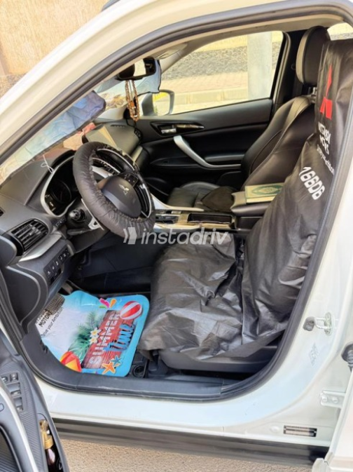 Mitsubishi Eclipse Cross 2024 White Automatic Used for Sale in 6 October - 4