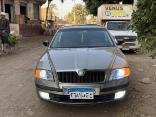 Skoda Octavia 2008 Gold Automatic Used for Sale in Asyut