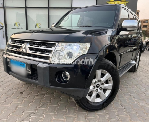 Mitsubishi Pajero 2009 Black Automatic Used for Sale in Sheraton - 2