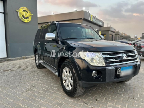 Mitsubishi Pajero 2009 Black Automatic Used for Sale in Sheraton - 4
