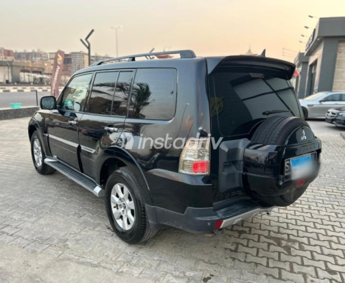 Mitsubishi Pajero 2009 Black Automatic Used for Sale in Sheraton - 6