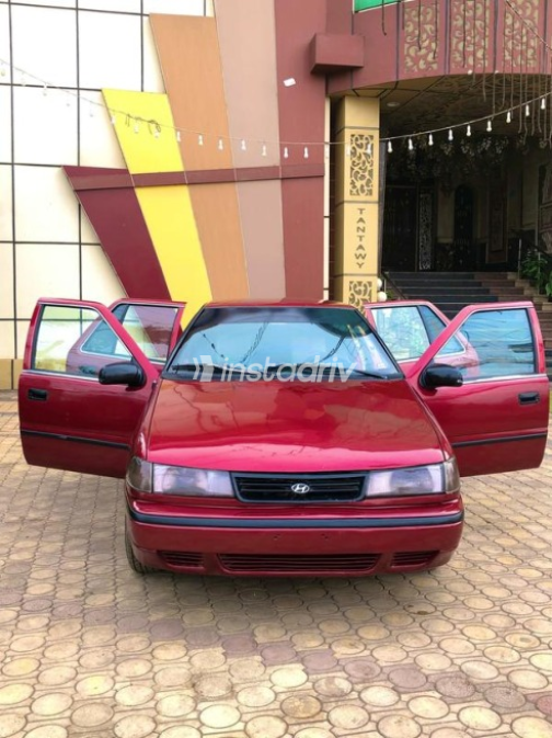 Hyundai Excel 1998 Burgundy Automatic Used for Sale in Greater Cairo ( Cairo + Giza) - 8