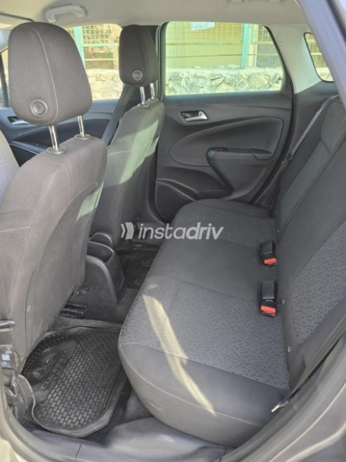 Opel Crossland 2020 Gray Automatic Used for Sale in Nasr city - 5
