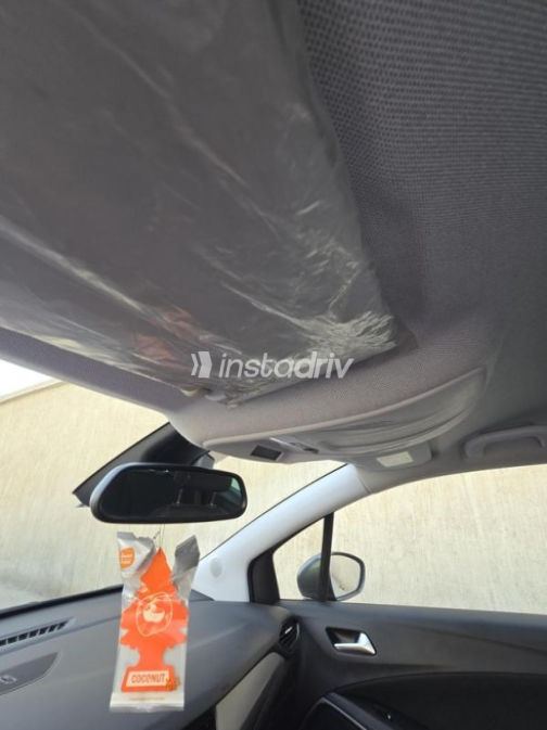 Opel Crossland 2020 Gray Automatic Used for Sale in Nasr city - 8
