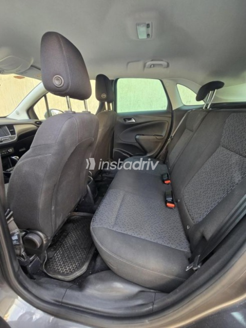 Opel Crossland 2020 Gray Automatic Used for Sale in Nasr city - 10