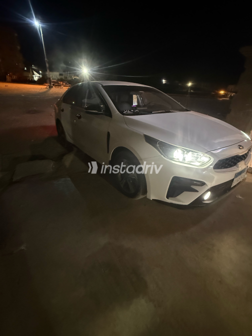 كيا جراند سيراتو 2021 أبيض أوتوماتيك مستعملة للبيع في القاهرة الكبرى ( القاهرة - الجيزة) - 10