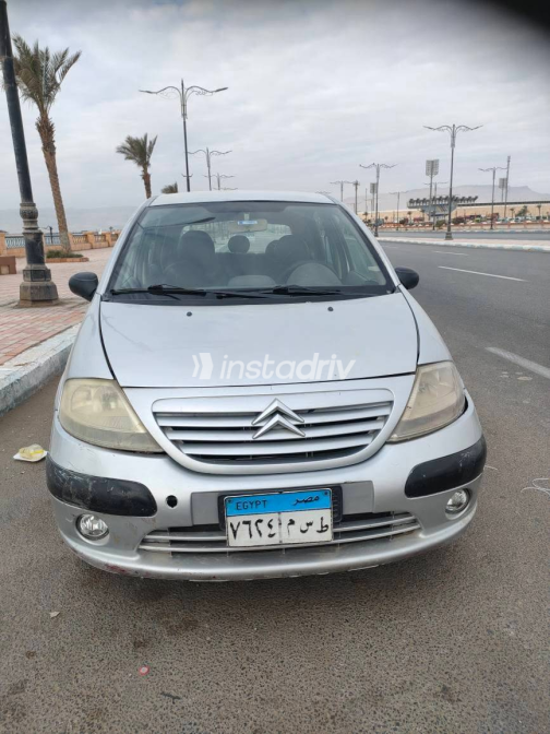 Citroën C3 2004 Gray Manual Used for Sale in Greater Cairo ( Cairo + Giza) - 4