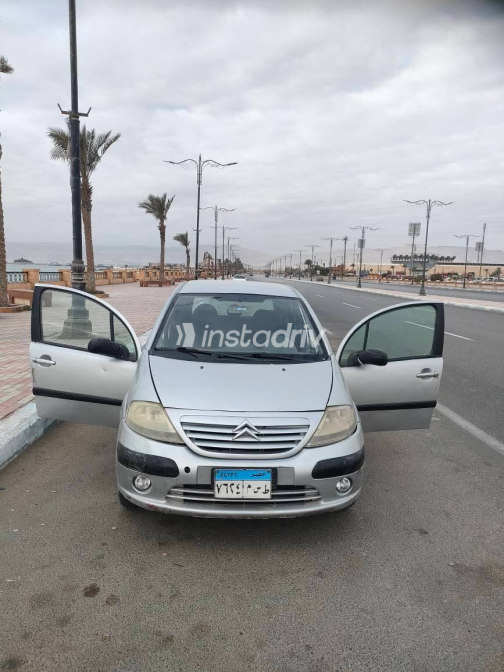 Citroën C3 2004 Gray Manual Used for Sale in Greater Cairo ( Cairo + Giza) - 8