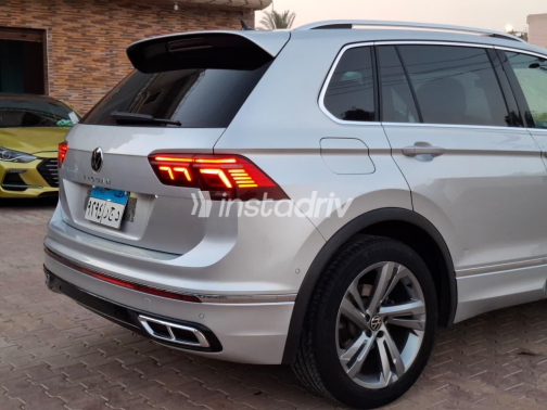 Volkswagen Tiguan 2024 Silver Automatic Used for Sale in Greater Cairo ( Cairo + Giza) - 8