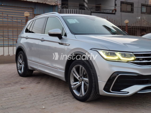 Volkswagen Tiguan 2024 Silver Automatic Used for Sale in Greater Cairo ( Cairo + Giza) - 9