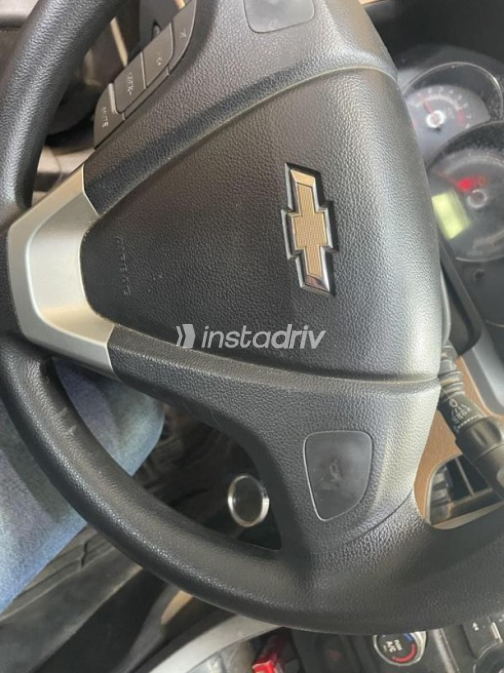 Chevrolet Optra 2016 Silver Automatic Used for Sale in Cairo - 4