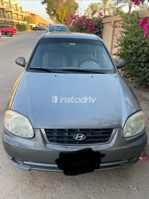 Hyundai Verna 2015 Gray Automatic Used for Sale in Greater Cairo ( Cairo + Giza) - 3