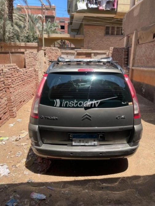 Citroën C4 Grand Picasso 2014 Bronze Automatic Used for Sale in Tanta - 10