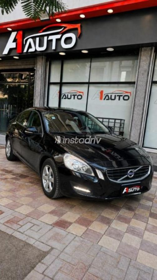 Volvo S60 2013 Black Automatic Used for Sale in Cairo - 2