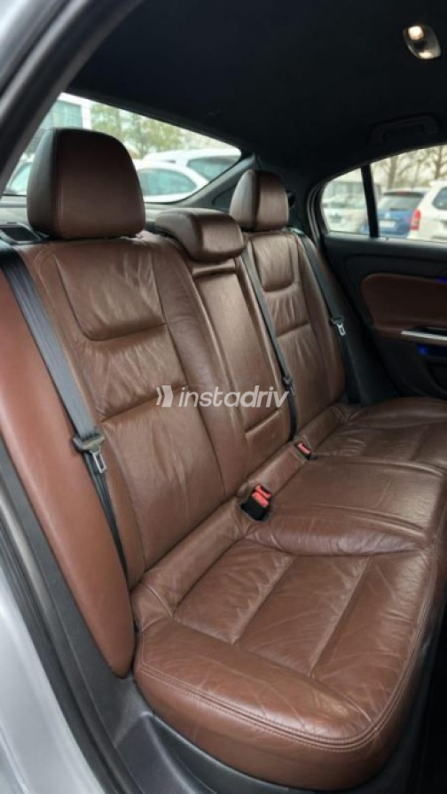 Volvo S60 2013 Black Automatic Used for Sale in Cairo - 5