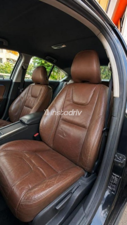 Volvo S60 2013 Black Automatic Used for Sale in Cairo - 7
