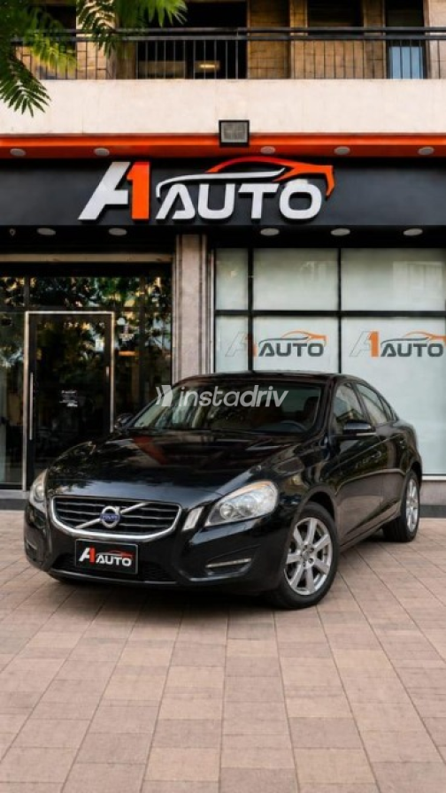 Volvo S60 2013 Black Automatic Used for Sale in Cairo - 9