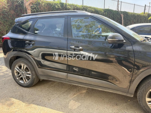 Kia Seltos 2023 Black Automatic Used for Sale in Cairo - 2