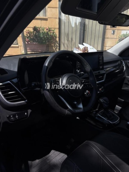 Kia Seltos 2023 Black Automatic Used for Sale in Cairo - 5