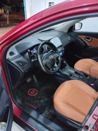 هيونداي IX 35 2015 أحمر أوتوماتيك مستعملة للبيع في رشيد