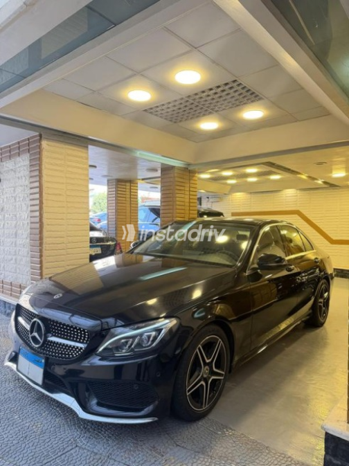 Mercedes C 180 2018 Black Automatic Used for Sale in Heliopolis - 2