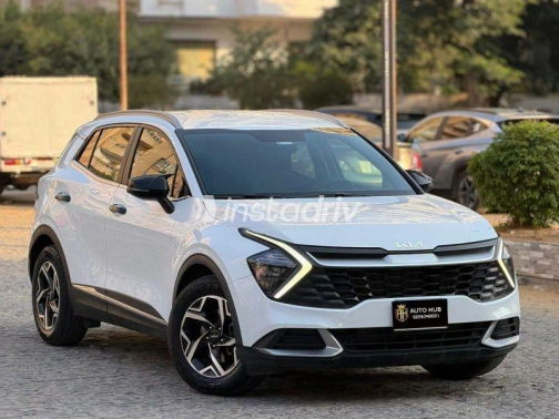 Kia Sportage 2023 White Automatic Used for Sale in Cairo - 4