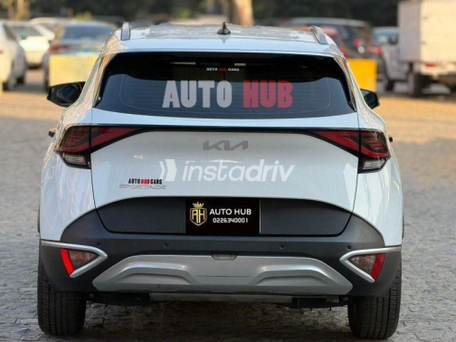 Kia Sportage 2023 White Automatic Used for Sale in Cairo - 7