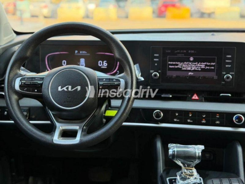 Kia Sportage 2023 White Automatic Used for Sale in Cairo - 8