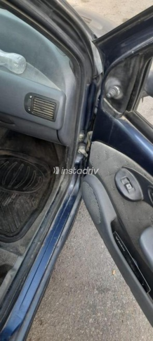 Fiat Siena 2003 Blue Manual Used for Sale in Greater Cairo ( Cairo + Giza) - 10
