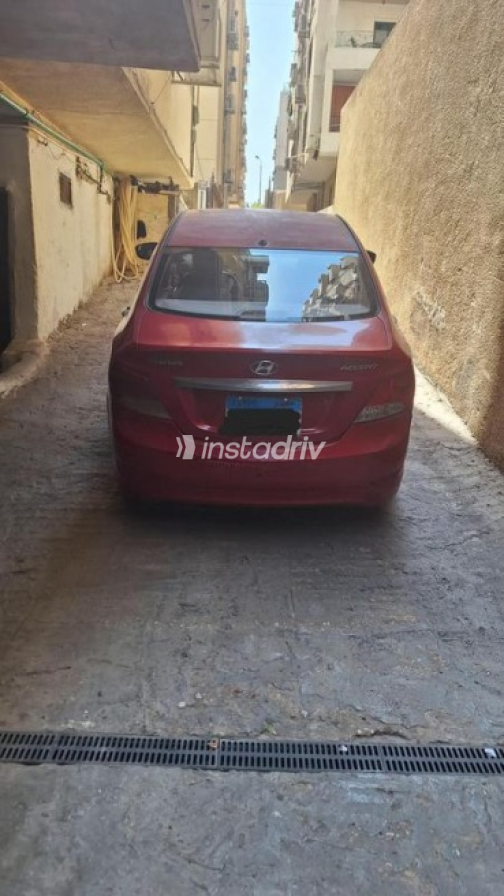 Hyundai Accent RB 2012 Burgundy Automatic Used for Sale in Sheraton - 4