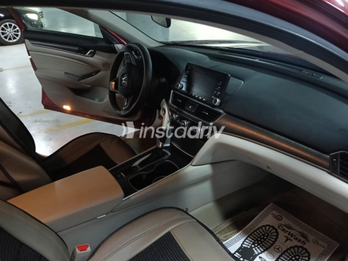 Honda Accord 2020 Red Automatic Used for Sale in Greater Cairo ( Cairo + Giza) - 3